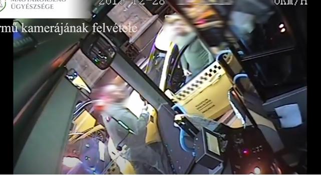 VIDEÓ: Fegyházbüntetésre ítélték az autóbuszvezetővel verekedő taxist, a buszsofőr pénzbüntetést kapott
