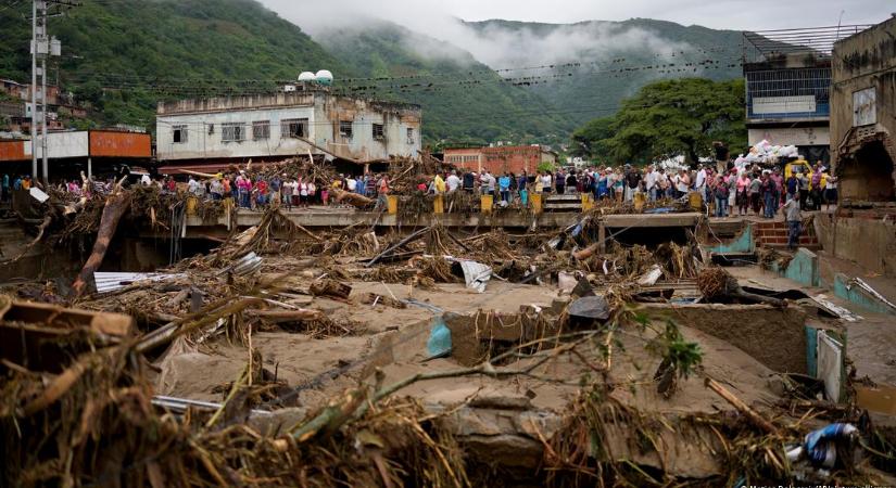 100 halálos áldozatot követeltek eddig a két hónapja tartó heves esőzések Venezuelában