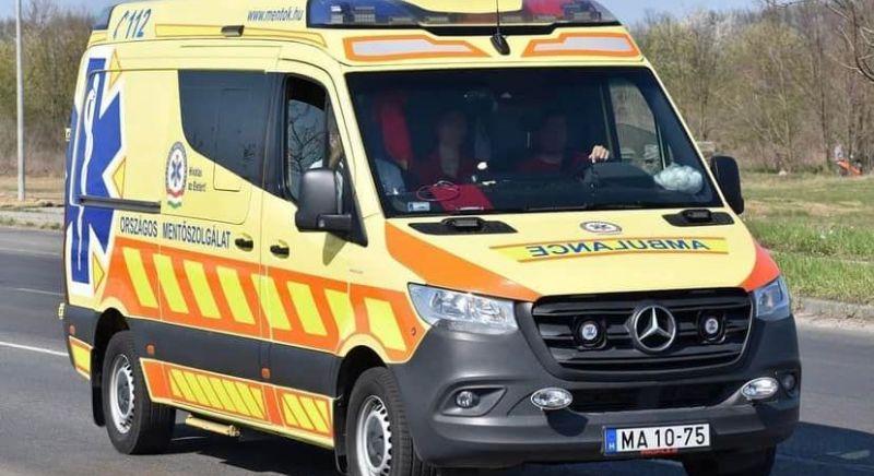 Két ember halt meg a 4-es főúton egy frontális balesetben Debrecen közelében