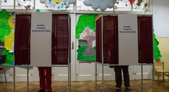 Kilencen indulnak a cseh államfőválasztáson