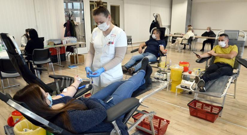 A Somogymegyei Kormányhivatalban is évről évre többen adnak vért