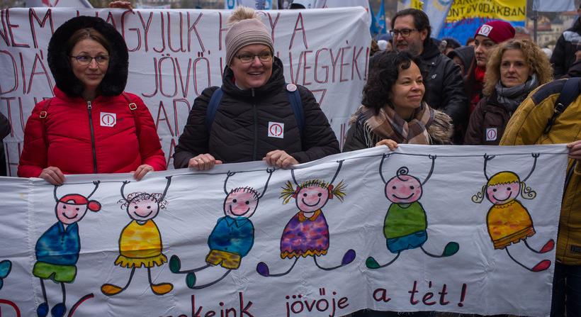 Folytatódott a pedagógussztrájk Magyarországon (FOTÓK)