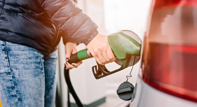Tovább csökkenhet a dízel és a benzin ára