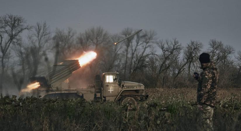 Rengeteg külföldi harcos vesztette életét Ukrajnában egy légitámadás alatt