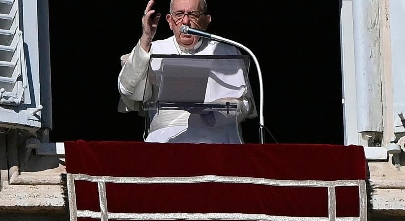 Ferenc pápa: Isten nem csodajelekkel jön, ott rejtőzik mindennapi életünkben