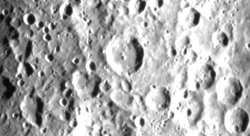Japán műhold készített remek felvételeket a Hold túloldaláról