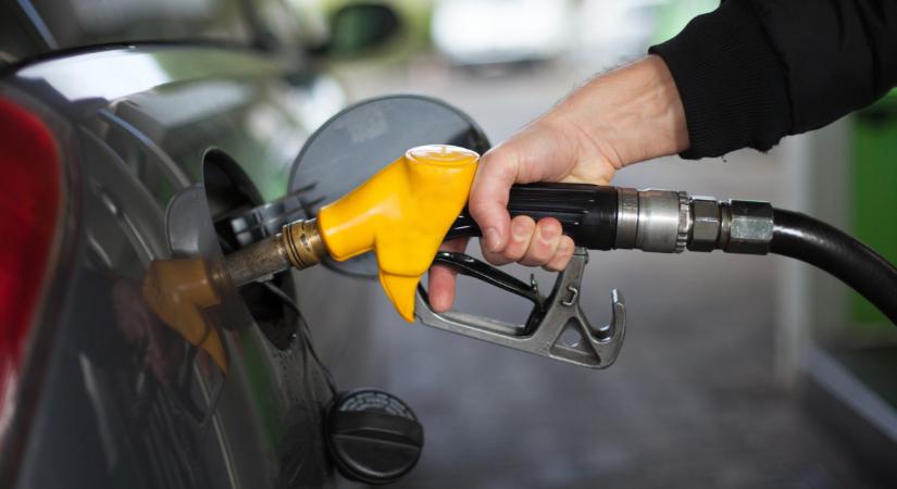 Érik a benzinkrach: több száz kút zárhat be, tartós üzemanyaghiány jön