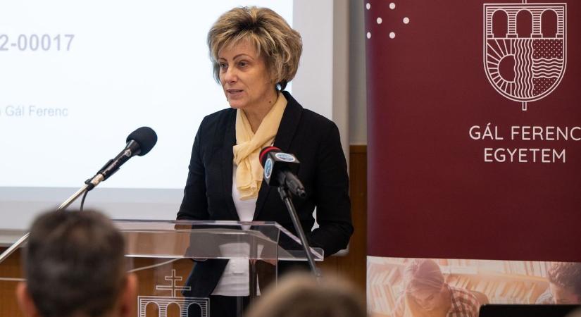 Magyar tudomány ünnepi konferenciát tartottak Szarvason