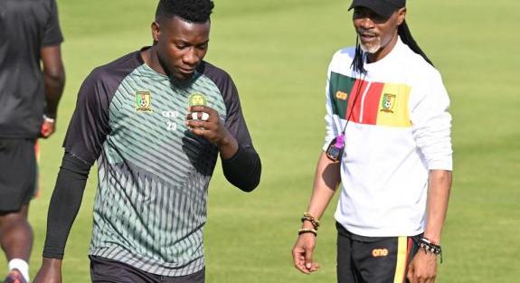 Katar 2022: összeveszett edzőjével, hazautazott Kamerun első számú kapusa