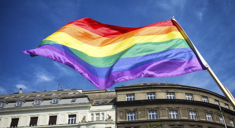 Már nem egy a zászló az LMBTQ-mozgalomban – elhatárolódik az LMBT Szövetség a transzellenes társaságtól