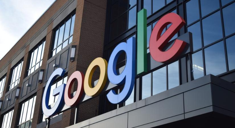 A Google és a YouTube óriási támogatást nyújt a félretájékoztatás elleni küzdelemre