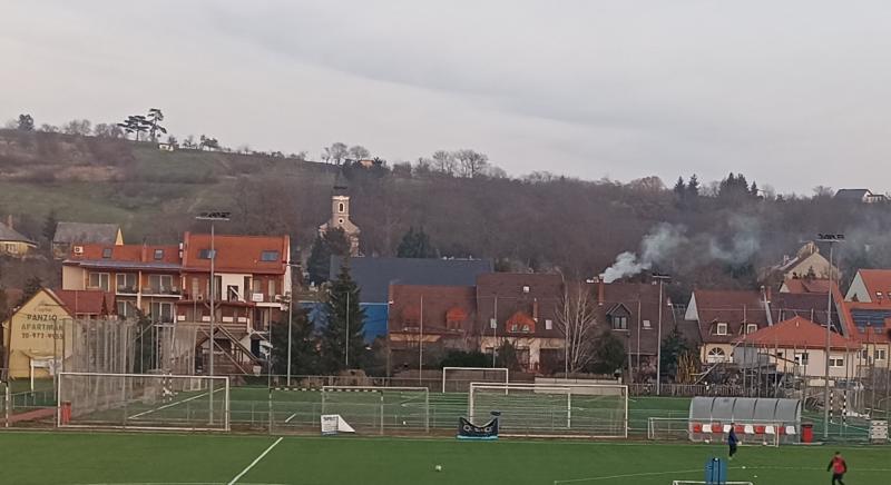 Egri foci: furcsa és befejezetlen beruházás a Felsővárosi Sporttelepen