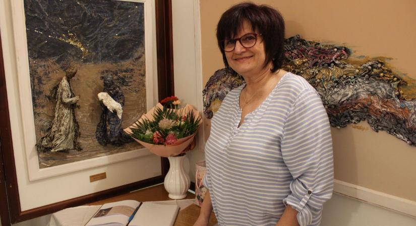 A paverpol mesterének nyílt kiállítása a kamara kecskeméti székházában – galériával