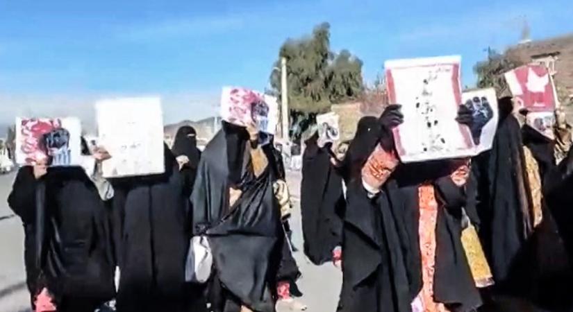 Már a beludzsok is tüntetnek Iránban