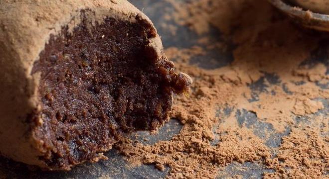 Trüffelgolyó házilag – a legegyszerűbb csokis csoda