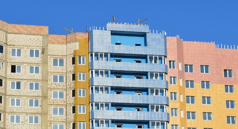Csaknem 20 ezer milliárd forintba kerülne a magyar lakásállomány energetikai felújítása