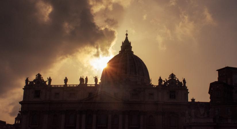 Ferenc pápa Oroszország bírálata után, hackertámadás érte a Vatikán honlapját