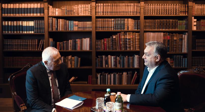 Orbán Viktor Václav Klaussal tárgyalt