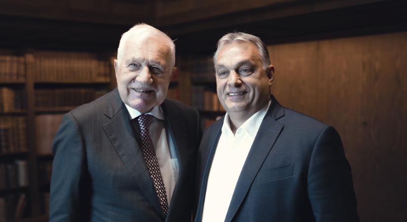 Orbán Viktor Václav Klaus volt cseh államfővel tárgyalt