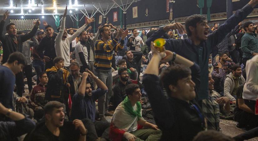Vb 2022: dudálással ünnepelte Irán kiesését, a biztonsági erők fejbe lőtték