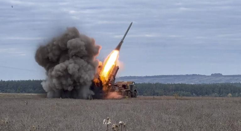 Milyen rakétákkal lövi Oroszország Ukrajnát és mikor fogyhat ki belőlük