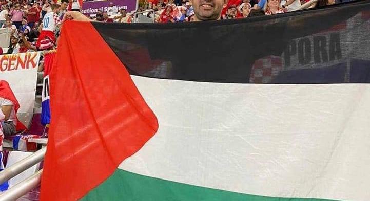 Palesztin terrorista palesztin zászlóval kérkedett a katari VB-n