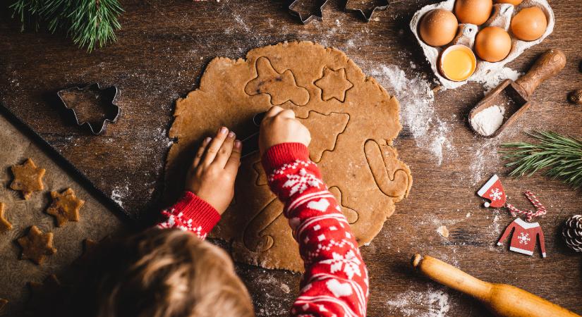 Így készíts mézeskalácsot a gyerekkel karácsonyra – szuper recept