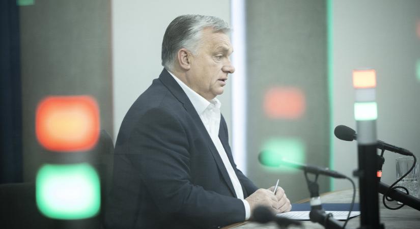 Itt vannak a legújabb kormányzati döntések - élőben Orbán Viktor rádióinterjúja