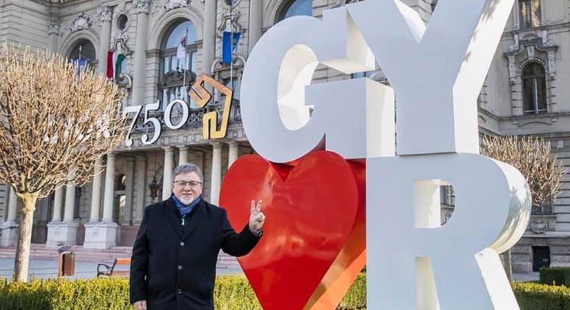 Az összes városrészre levédeti közpénzből a „Szívügyünk”-szlogent a győri polgármester