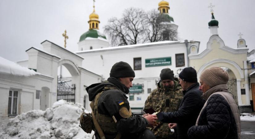 Az ukrán hatóságok ismét az ortodox egyházaknál tartottak házkutatást
