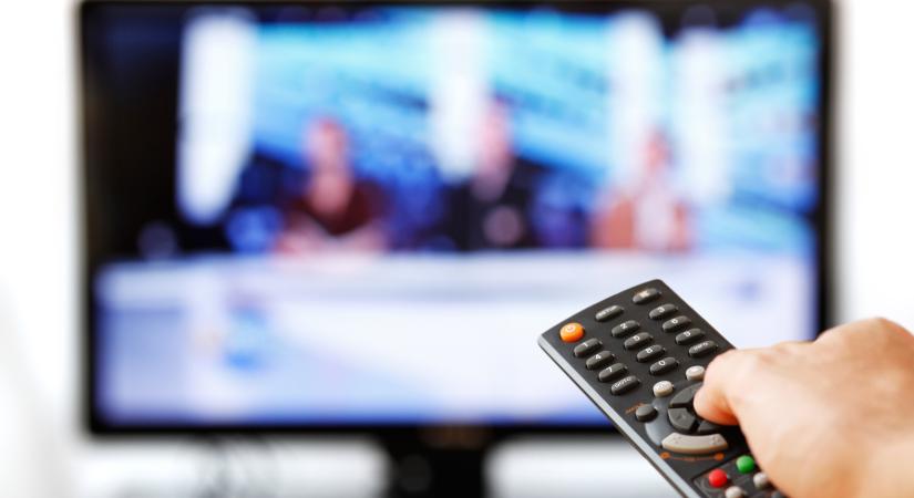 Közszolgálati- és hírműsorok hiánya miatt bírságolt a Médiatanács