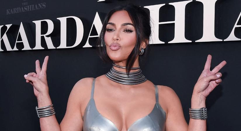 Kim Kardashian kiborult a Balenciaga legújabb reklámja miatt