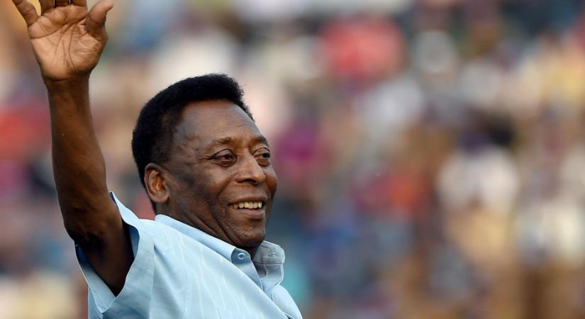 Rossz hírt kapott a kórházban fekvő Pelé