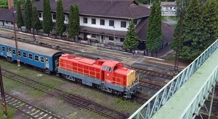 Gázolt a győri vonat, délutánig állhat a vasúti közlekedés