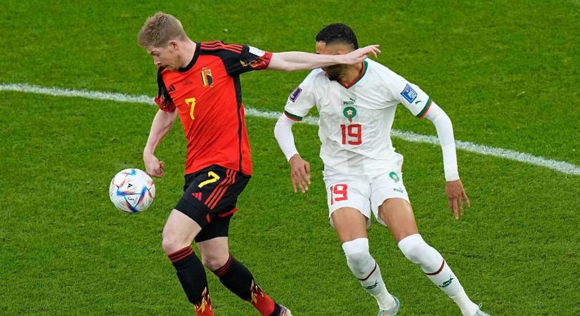Öt belga játékos is külön géppel utazott vissza Brüsszelbe – sajtóhír