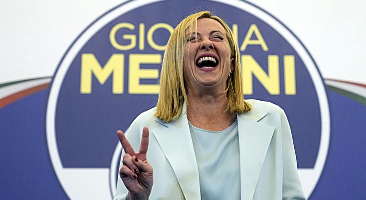 Giorgia Meloni kipakol – Az olasz miniszterelnök a migrációról