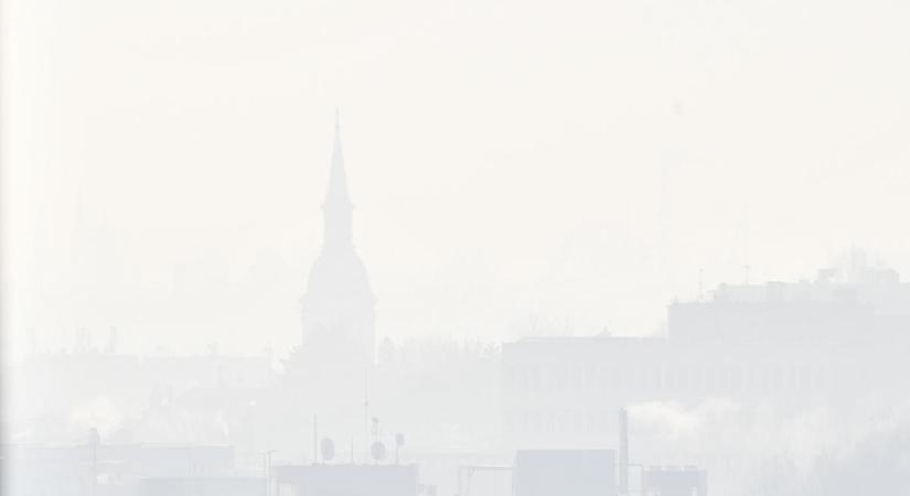 Rohamosan romlik a levegő minősége országszerte: ebben a városban már a veszélyes szinten van