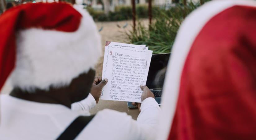 Önkéntes Mikulásokat keres az amerikai posta, hogy válaszoljanak a gyerekek leveleire