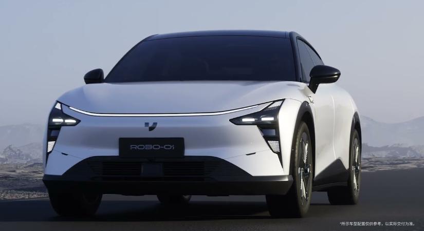 Önvezető elektromos autó tömeggyártásába fognak a kínaiak
