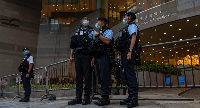 Illegális rendőrőrsöket működtet külföldön a kínai kormány