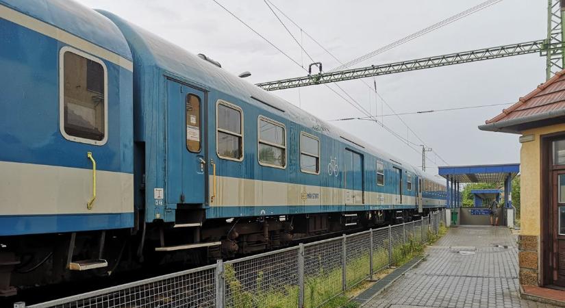 A Fehérvárra tartó vonat elütött egy embert