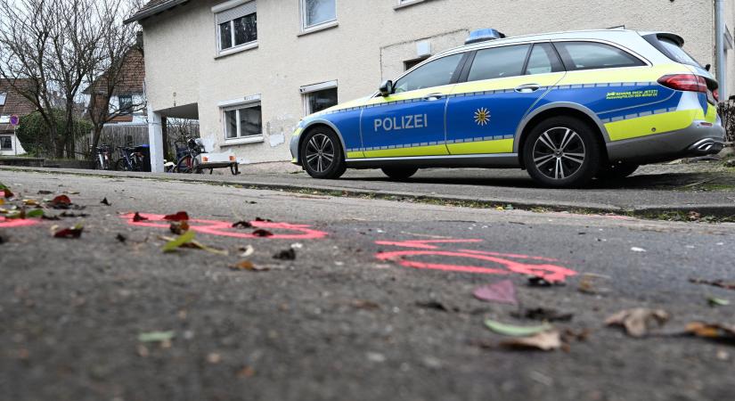 Késsel támadt két diákra egy férfi Baden-Württembergben
