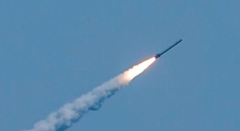 Hírszerzés: Oroszország már a stratégiai rakétakészleteit használja