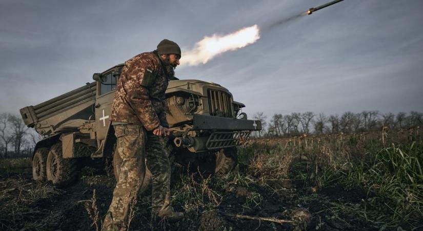 Ukrajna: megszólaltak a légvédelmi szirénák, Moszkva újabb rakétatámadást indított