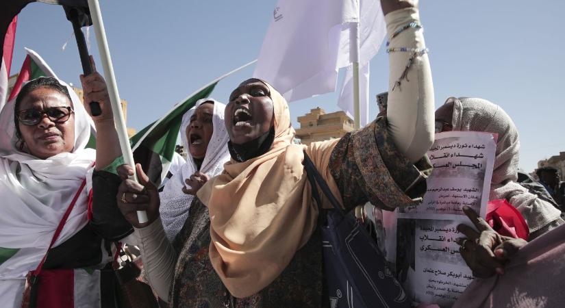 Civil átmeneti kormány felállításáról egyeztek meg Szudánban