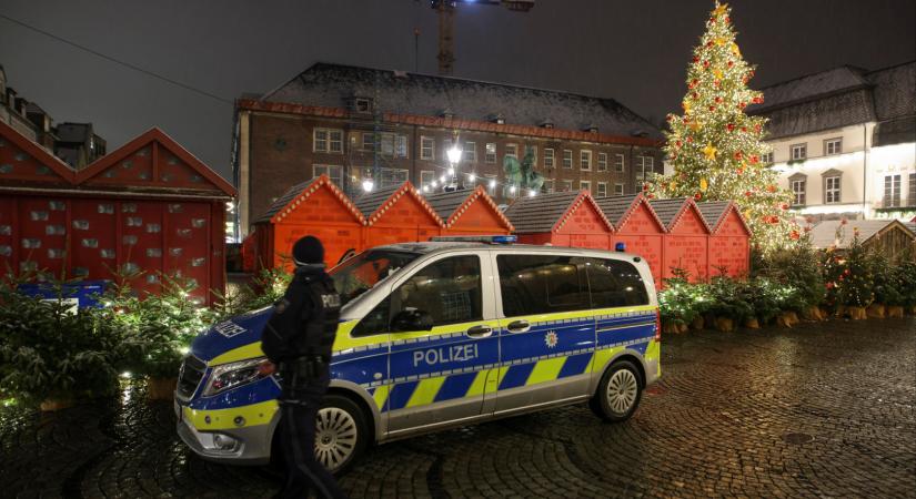 Azzal fenyegetőzött, hogy belehajt a tömegbe, kiürítették Düsseldorfban a karácsonyi vásárokat