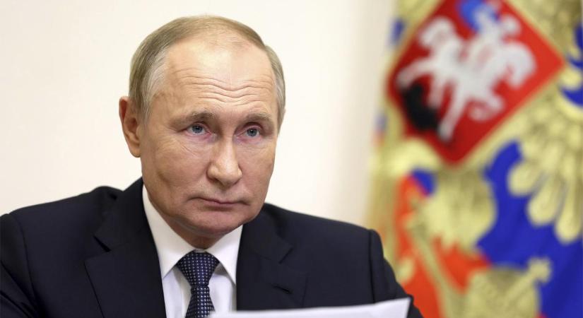 Vlagyimir Putyin kitiltotta az orosz médiából az „LMBT-propagandát”