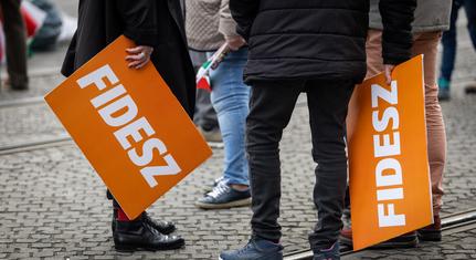 Republikon: csökkent a Fidesz támogatottsága novemberben