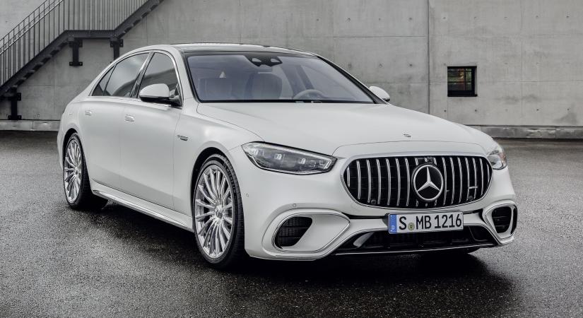 Luxus-sportautót mutatott be a Mercedes