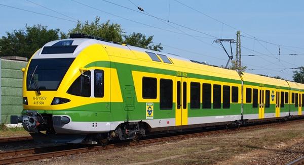 Szolnokról Skandináviába: FLIRT vonatot szállíthat a Stadler Finnországba